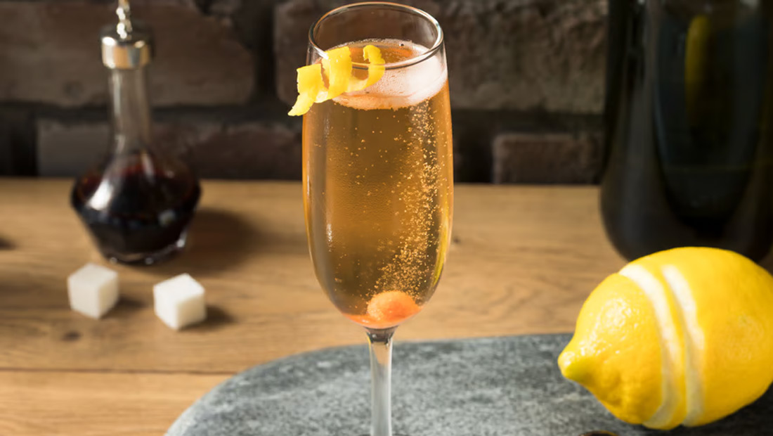 Sparkling Paris Between Wars Cocktail Recipe
