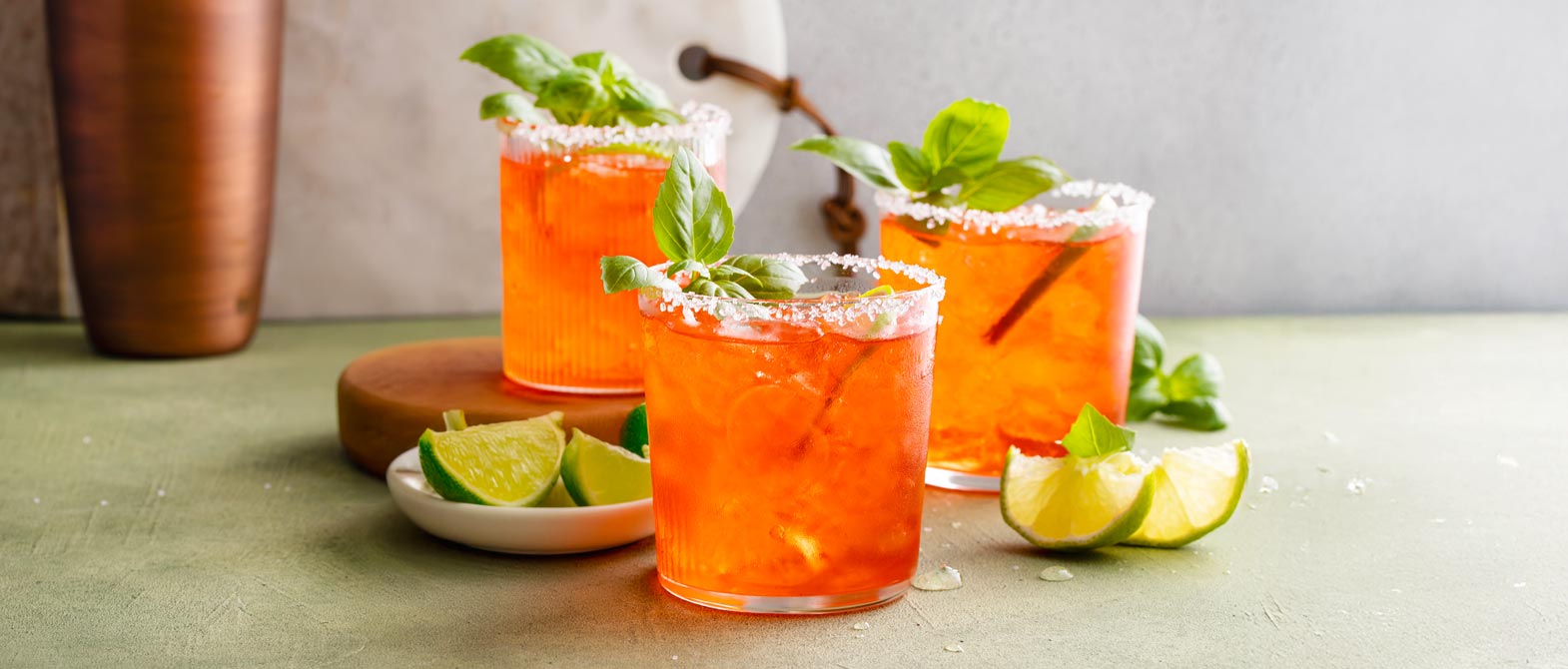 Summer Sippers -  Easy & Refreshing Cocktail Recipe Favorites