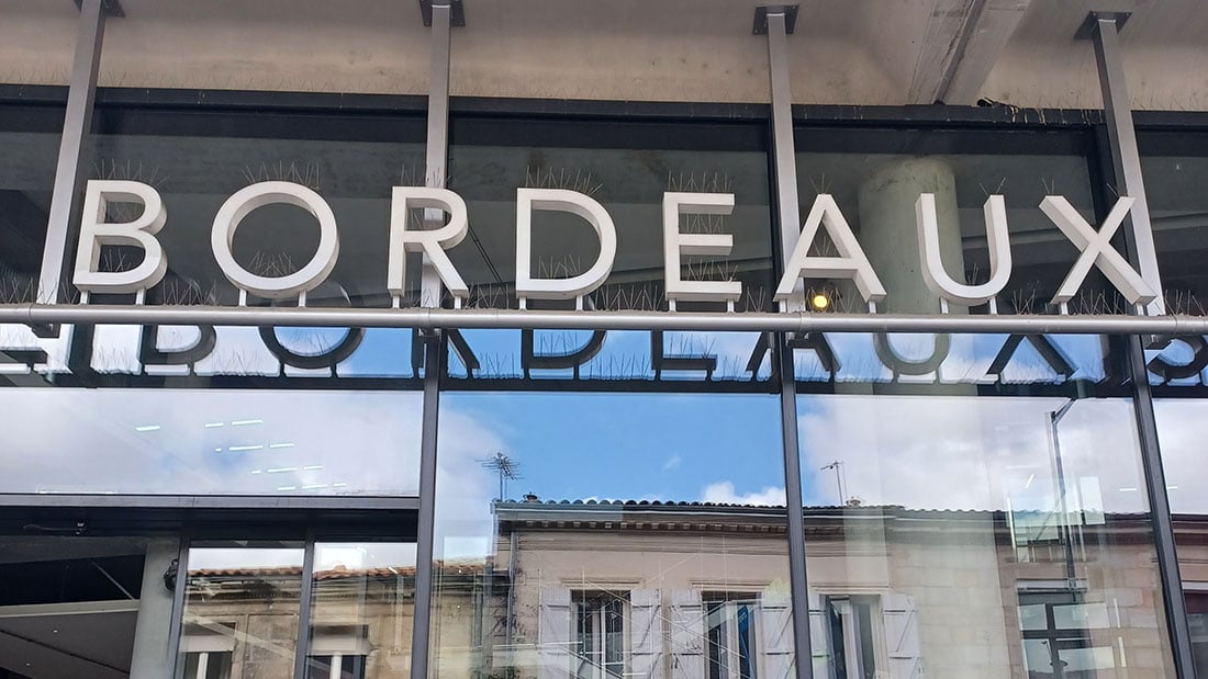 What the world's top wine critics are saying about the 2022 Bordeaux vintage.